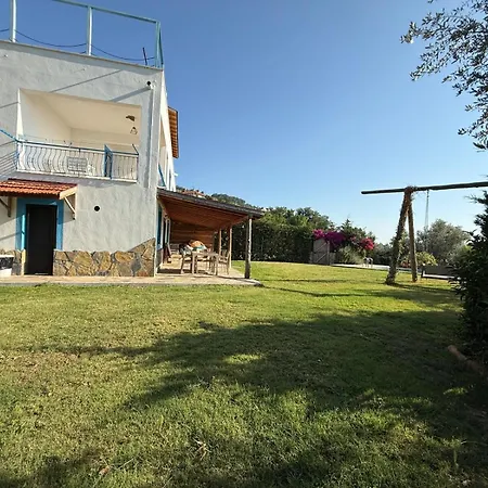 Villa Faralyus *