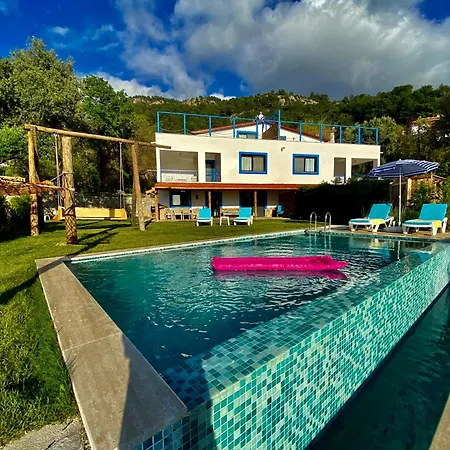 Faralyus Villa